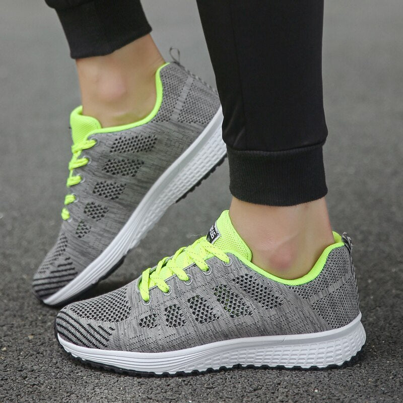 Light Breathable Tennis Shoes